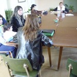 Проведена беседа на момичета ПГЛВ "Хрисо Ботев" с образовани и реализирали се млади ромски жени - 27.04.2009 г.