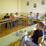 Беседа на лектори от Аграрния университет в гр. Пловдив с ръководителите на осъществените ученически инициативи в областта на цветарството, разсадо-производството и механизацията - 30.09.2009 г.